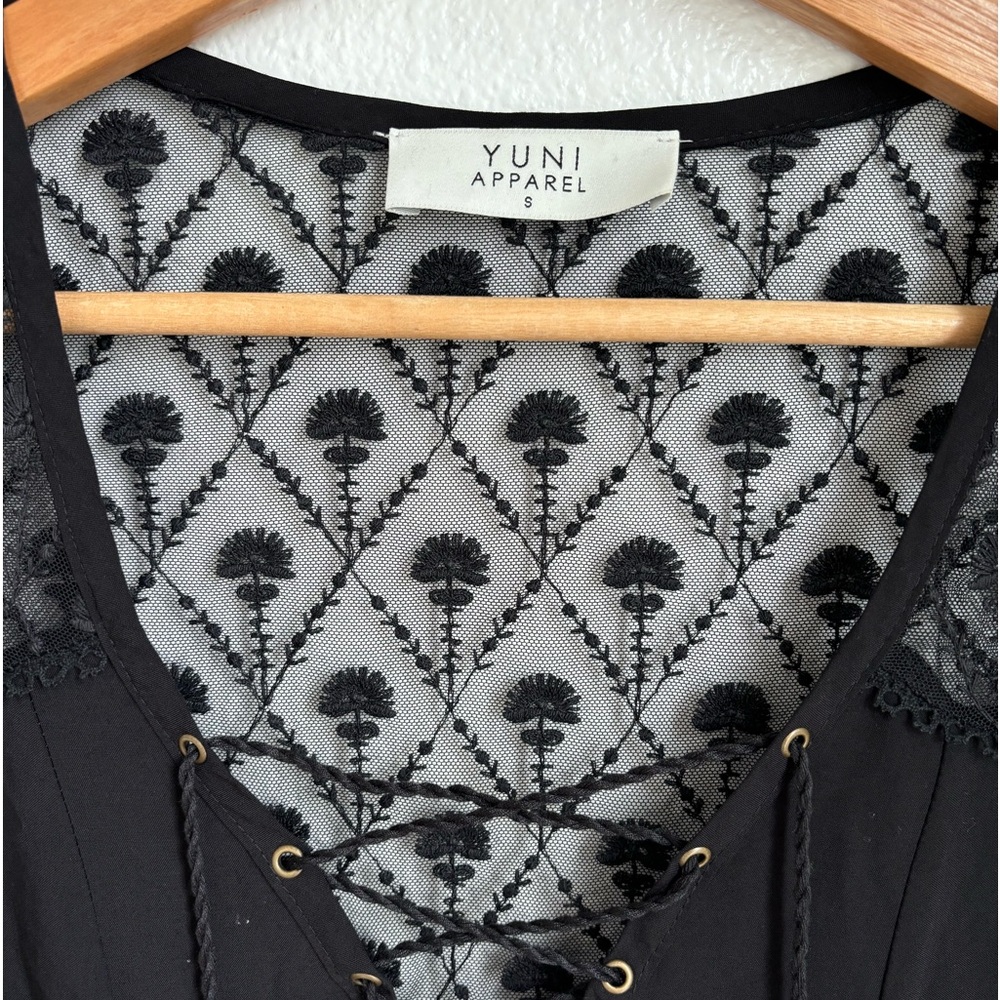 YUNI APPAREL size small retro lace tassel tie long sleeve mini dress